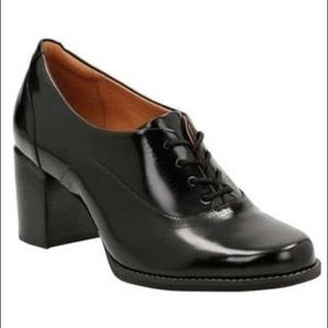 Clark’s Women’s Chunky Heel Size 8 Black